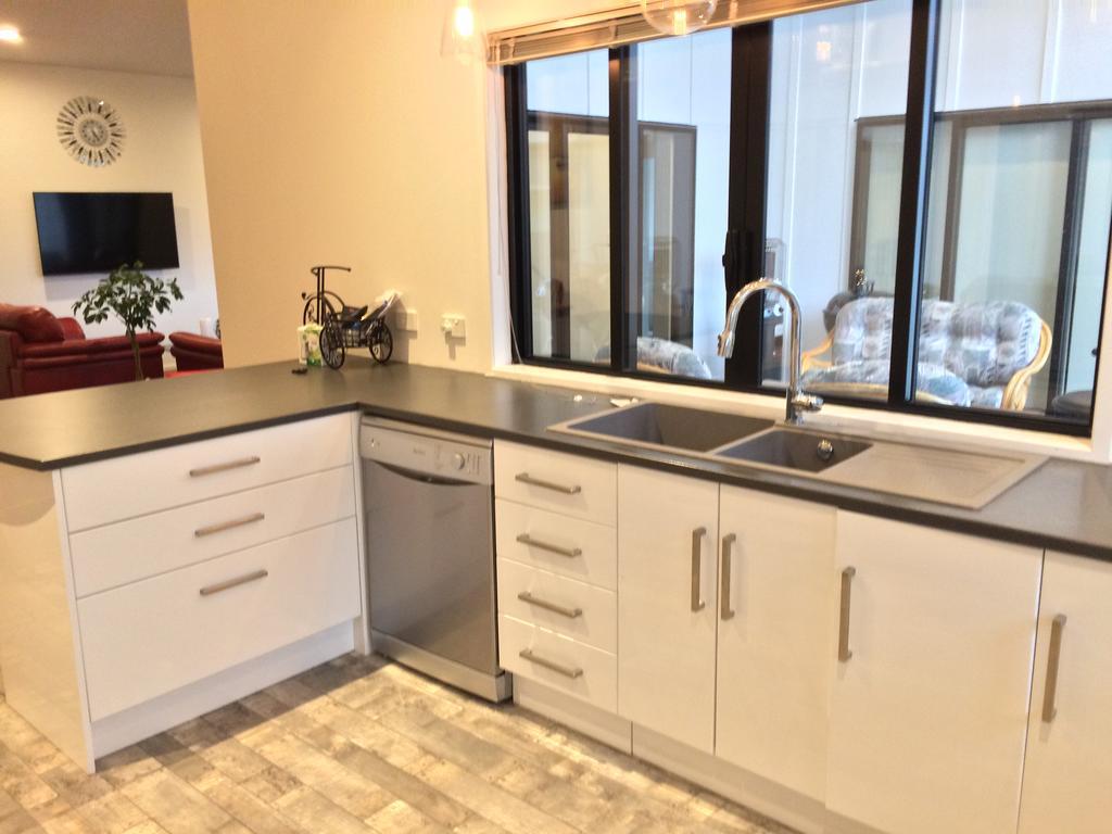 Trendy Bungalow In The Heart Of روتوروا المظهر الخارجي الصورة
